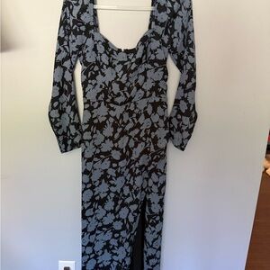 Abercrombie & Fitch Black and Light Blue Floral Long-Sleeve Midi Dress